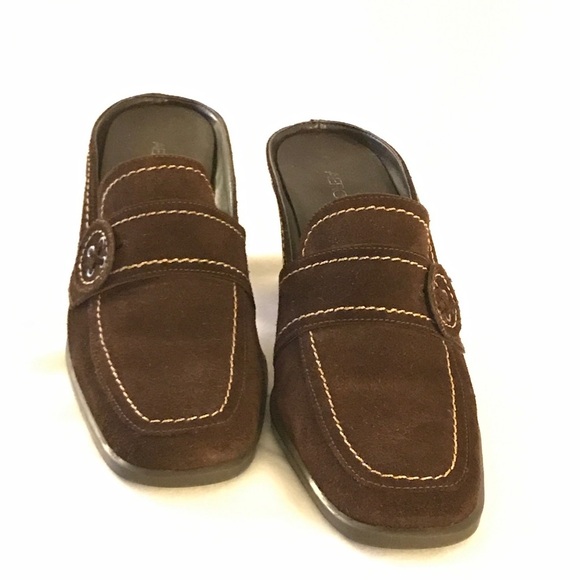 Aerosoles Women’s Brown Size 10B Suede Heel Shoes. - Picture 3 of 5